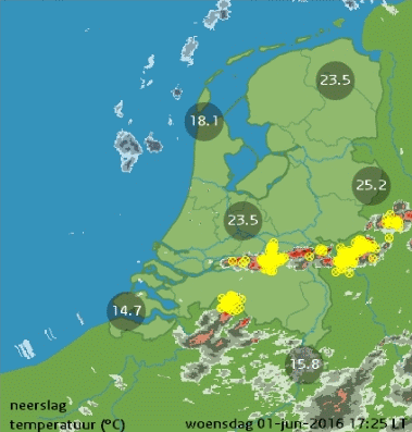 Een KNMI-radarbeeld van 17:25 op 1 juni 2016 met de zware onweersbuien boven Noord-Brabant
