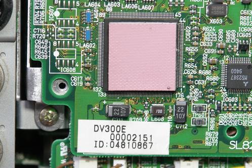 Een afwijkende moederbord-print van de tweede GY-DV500